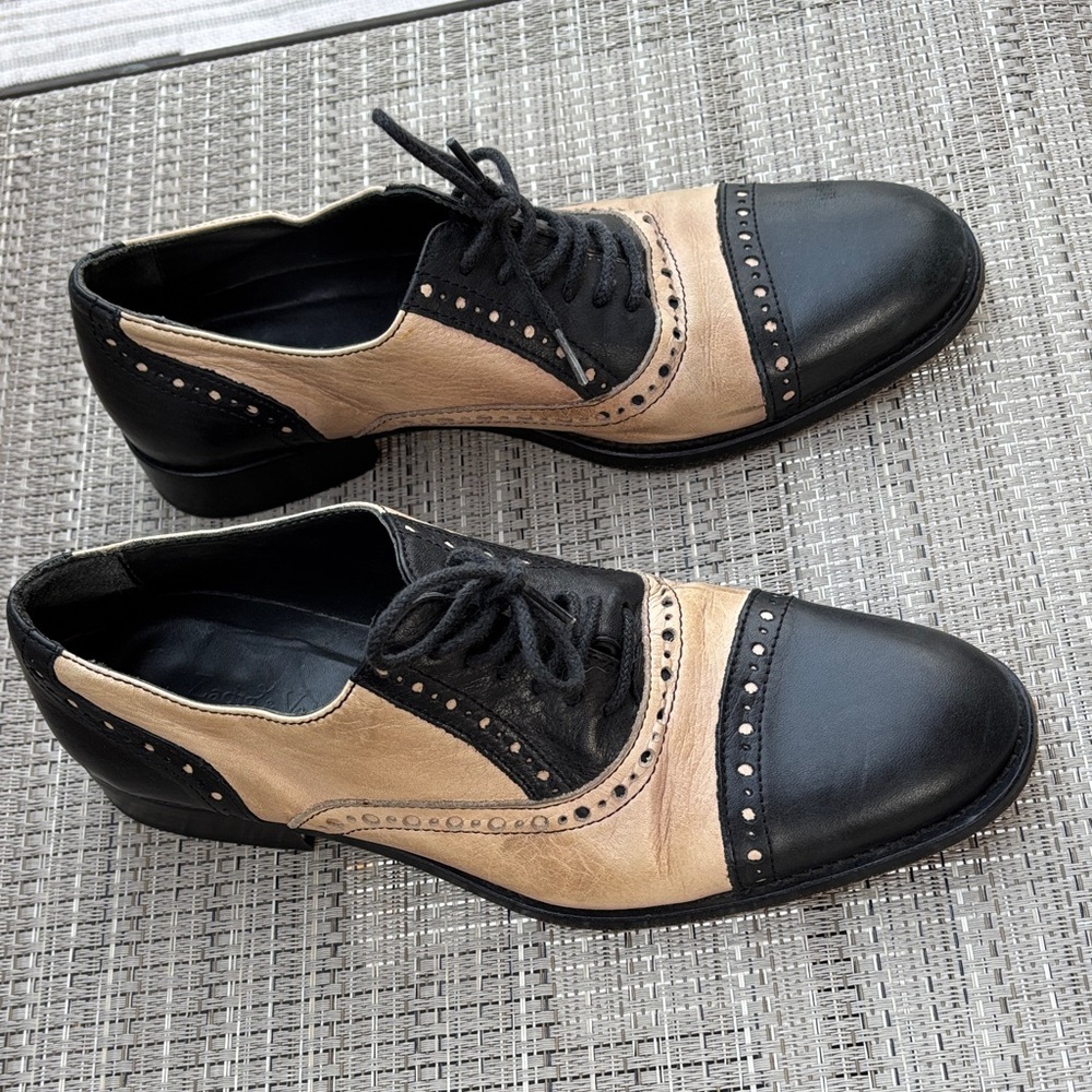 Zadig & Voltaire Ladies Black Tan Tie Loafers-7-Amazing